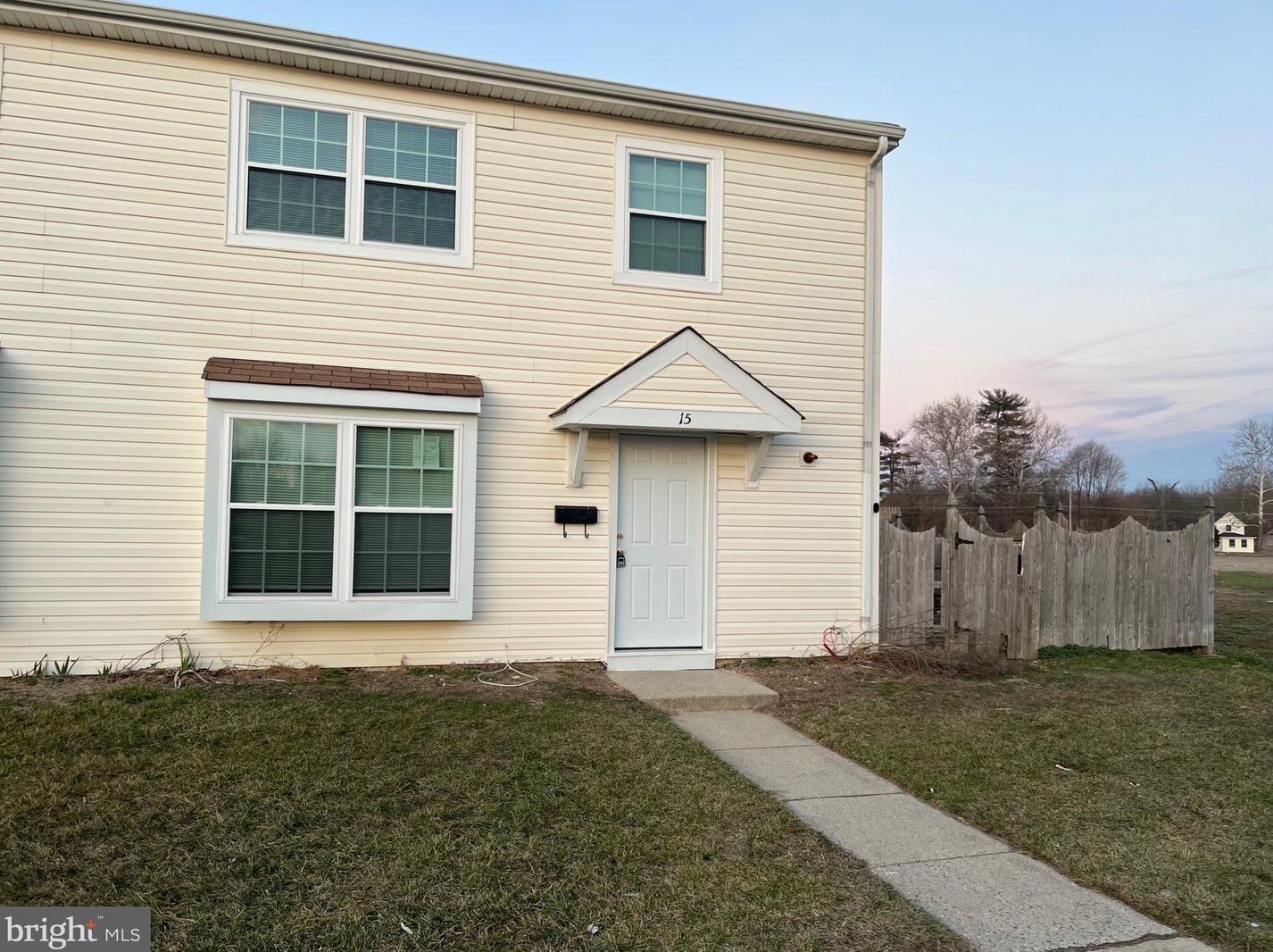 15 Linden Ct, Erial, NJ 08081