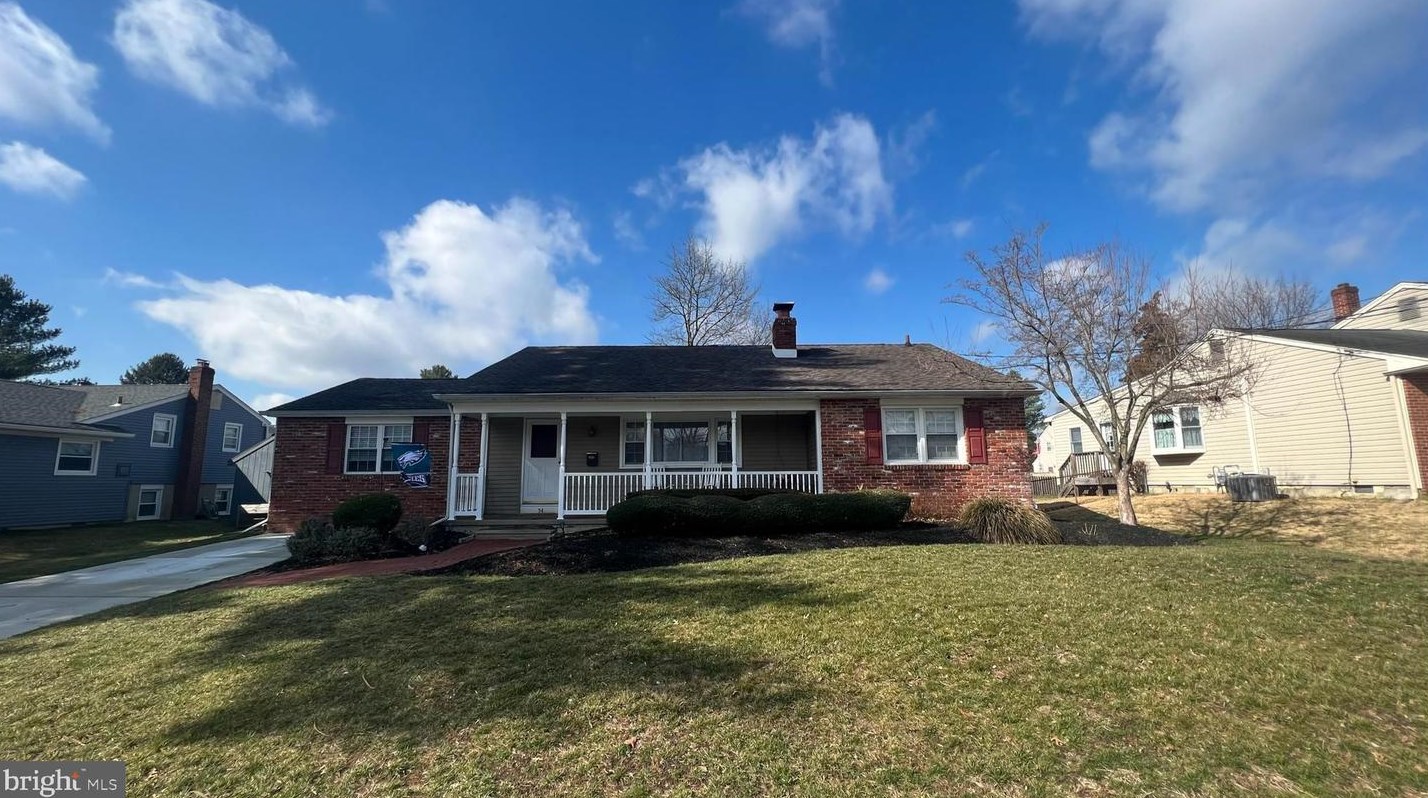 54 Winding Way Rd, Stratford, NJ 08084