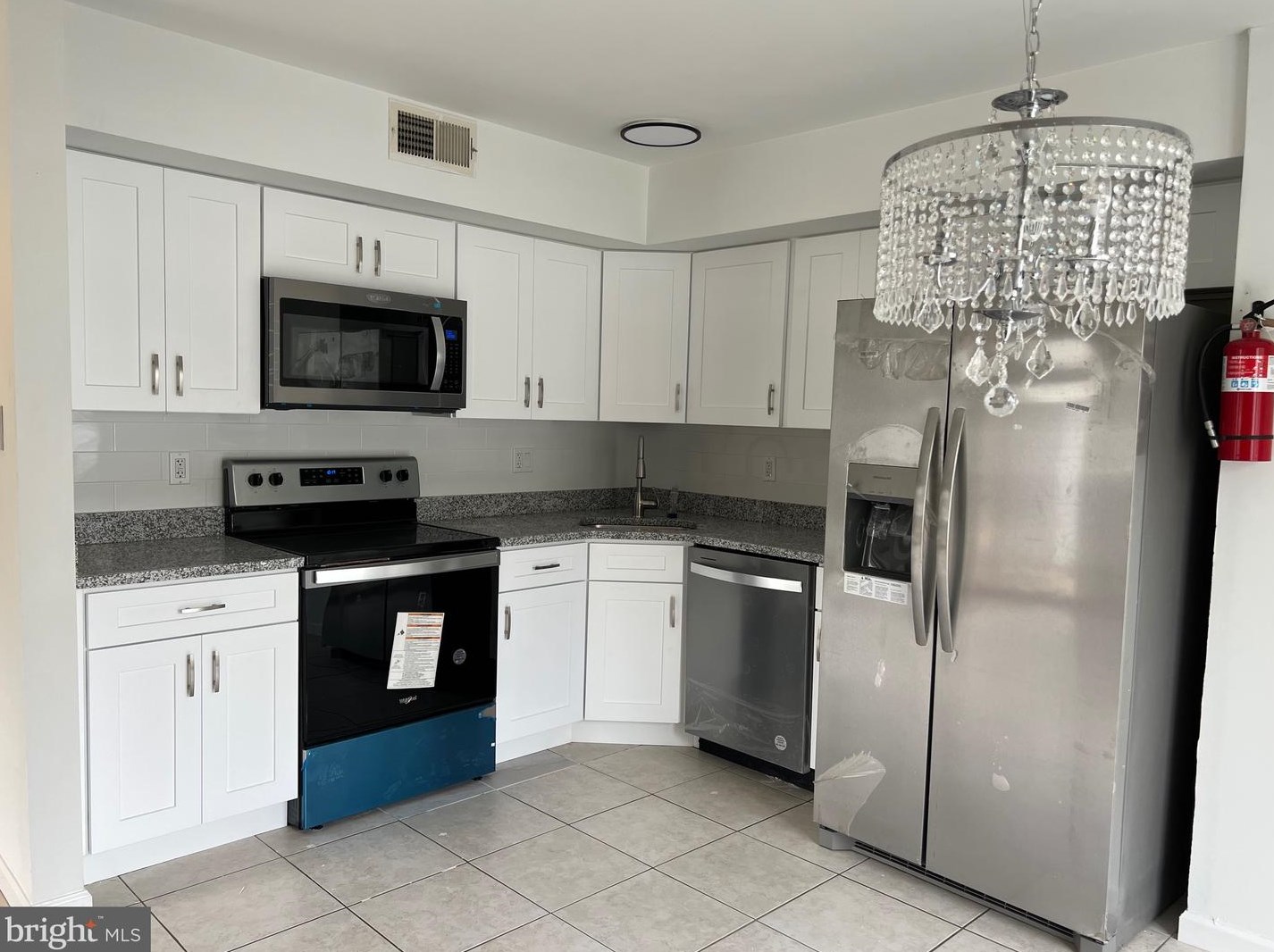 505 Shelby Ct, Erial, NJ 08081