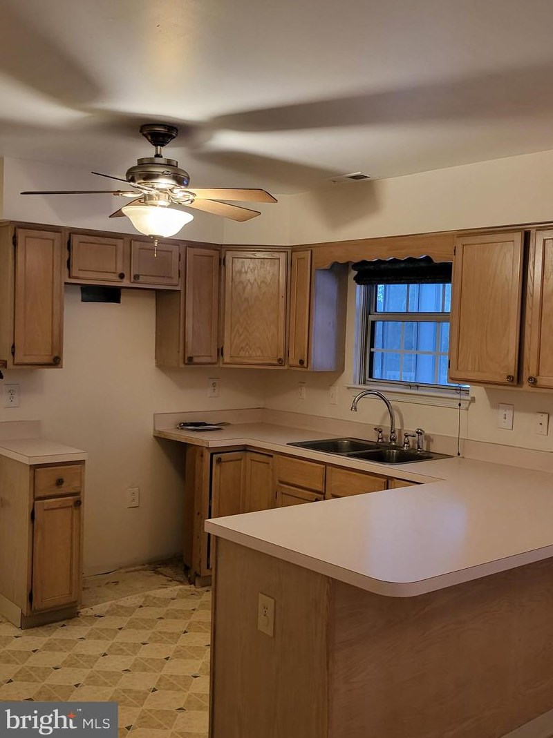 28 Lane Of Acres, Erial, NJ 08081-3259