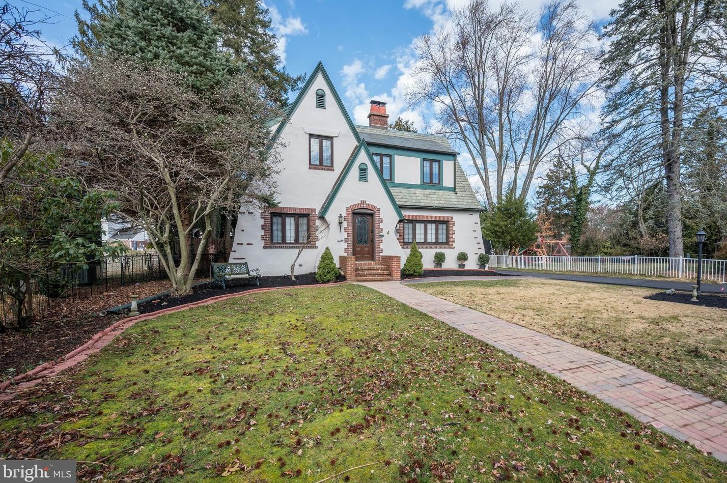 655 E Greenman Rd, Tavistock, NJ 08033
