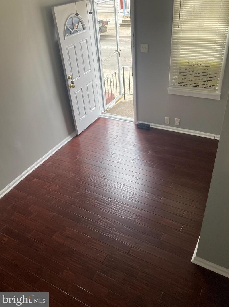 229 Middlesex St #1, Gloucester, NJ 08030