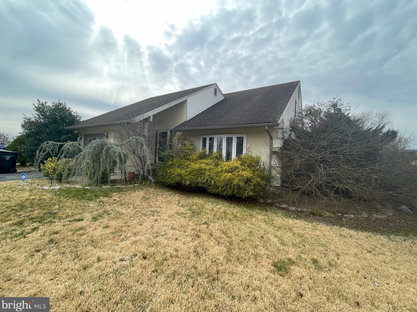 37 Penfield Ln, Erial, NJ 08081