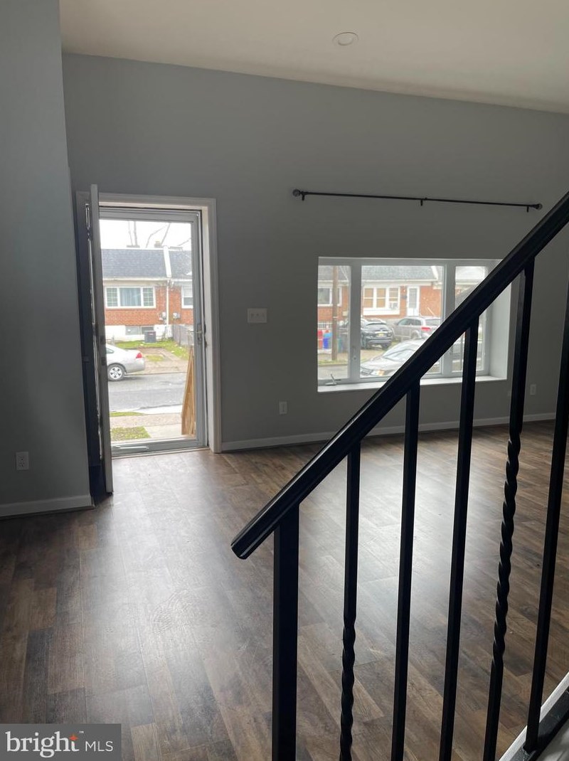 1082 Lake Shore Dr, Collingswood, NJ 08104