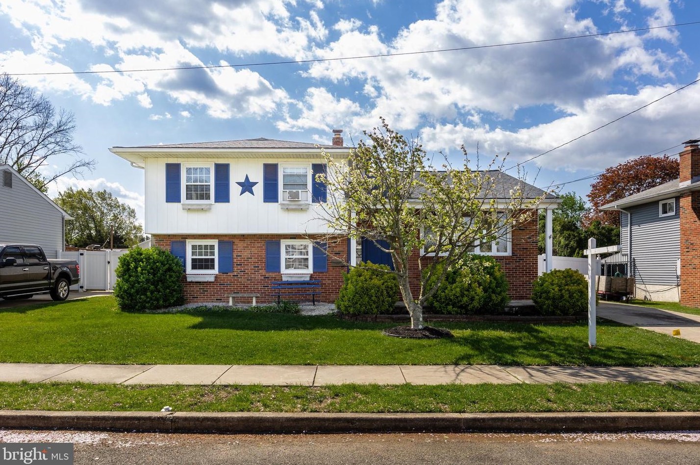 512 Chester Ave, Gloucester, NJ 08031