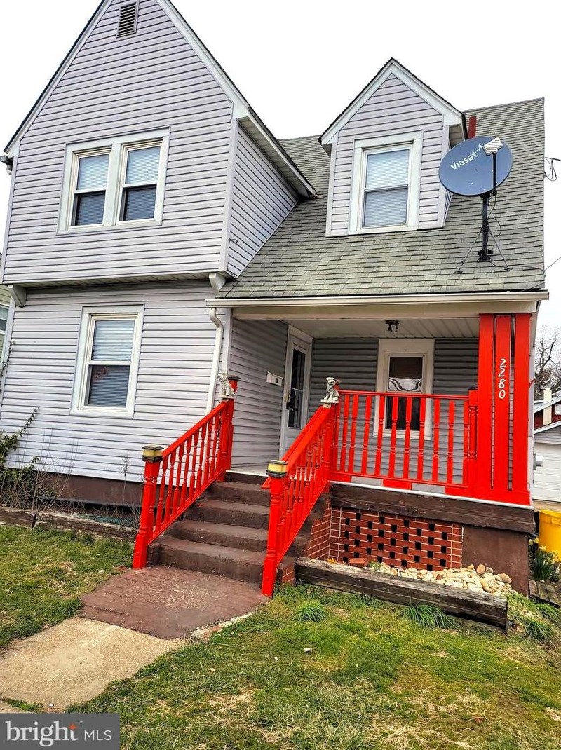 2280 Cove Rd, Camden, NJ 08110