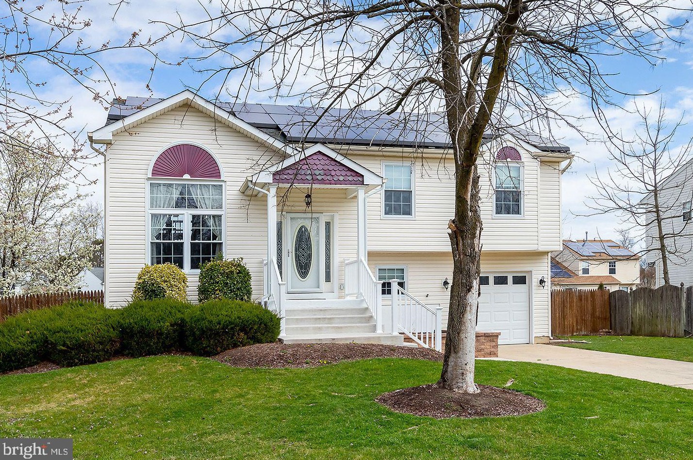 11 Vance Ave, Erial, NJ 08081