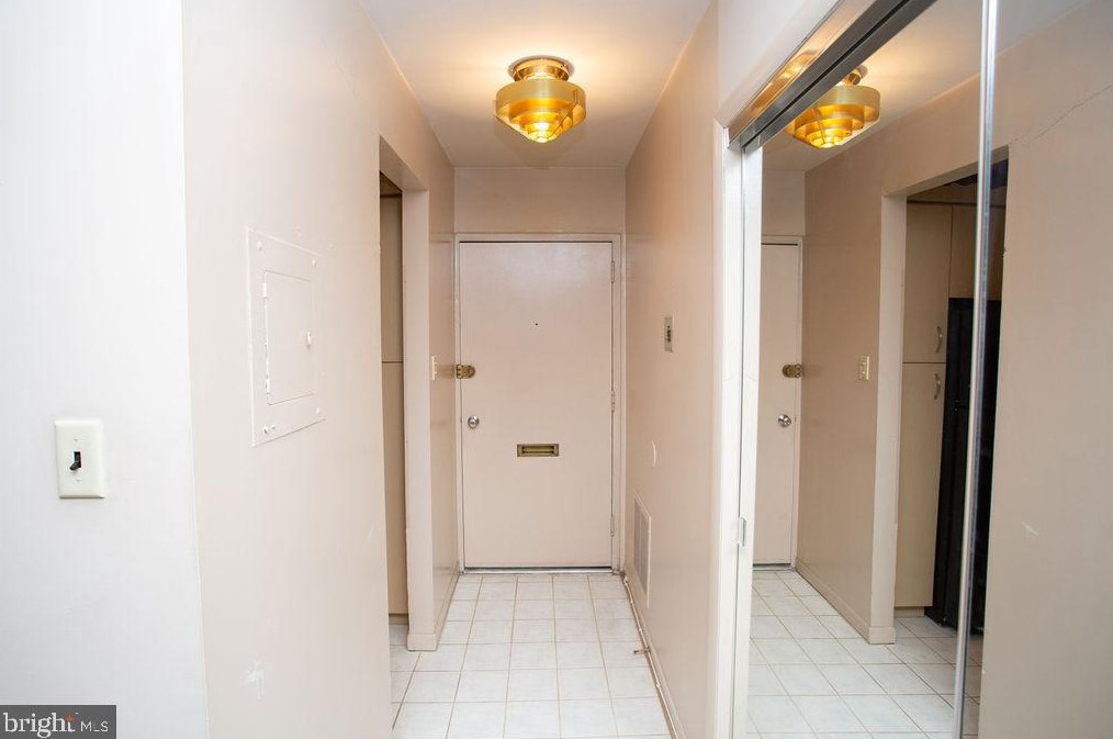 316 White Horse Pike #209, Camden, NJ 08107