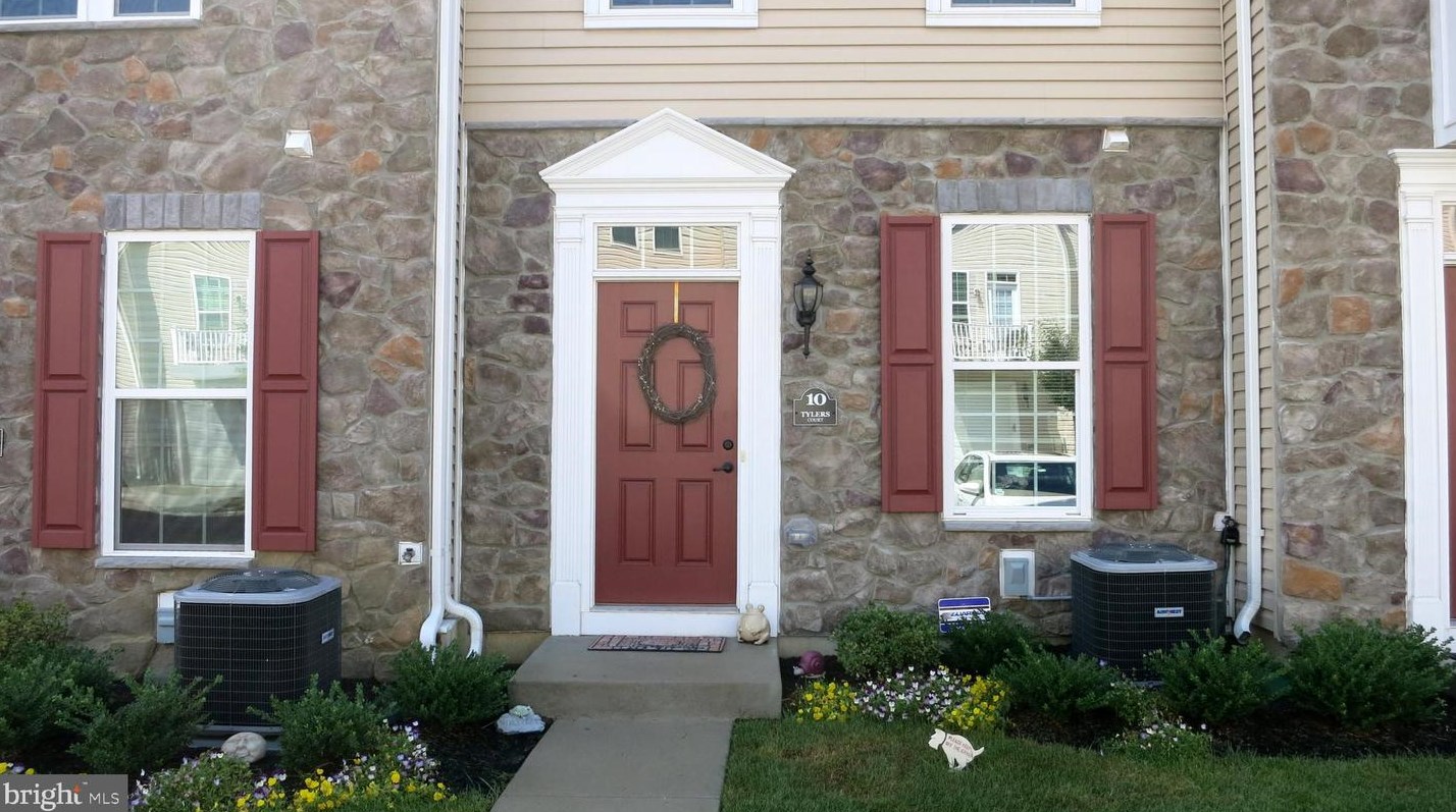 10 Tylers Ct, Somerdale, NJ 08083