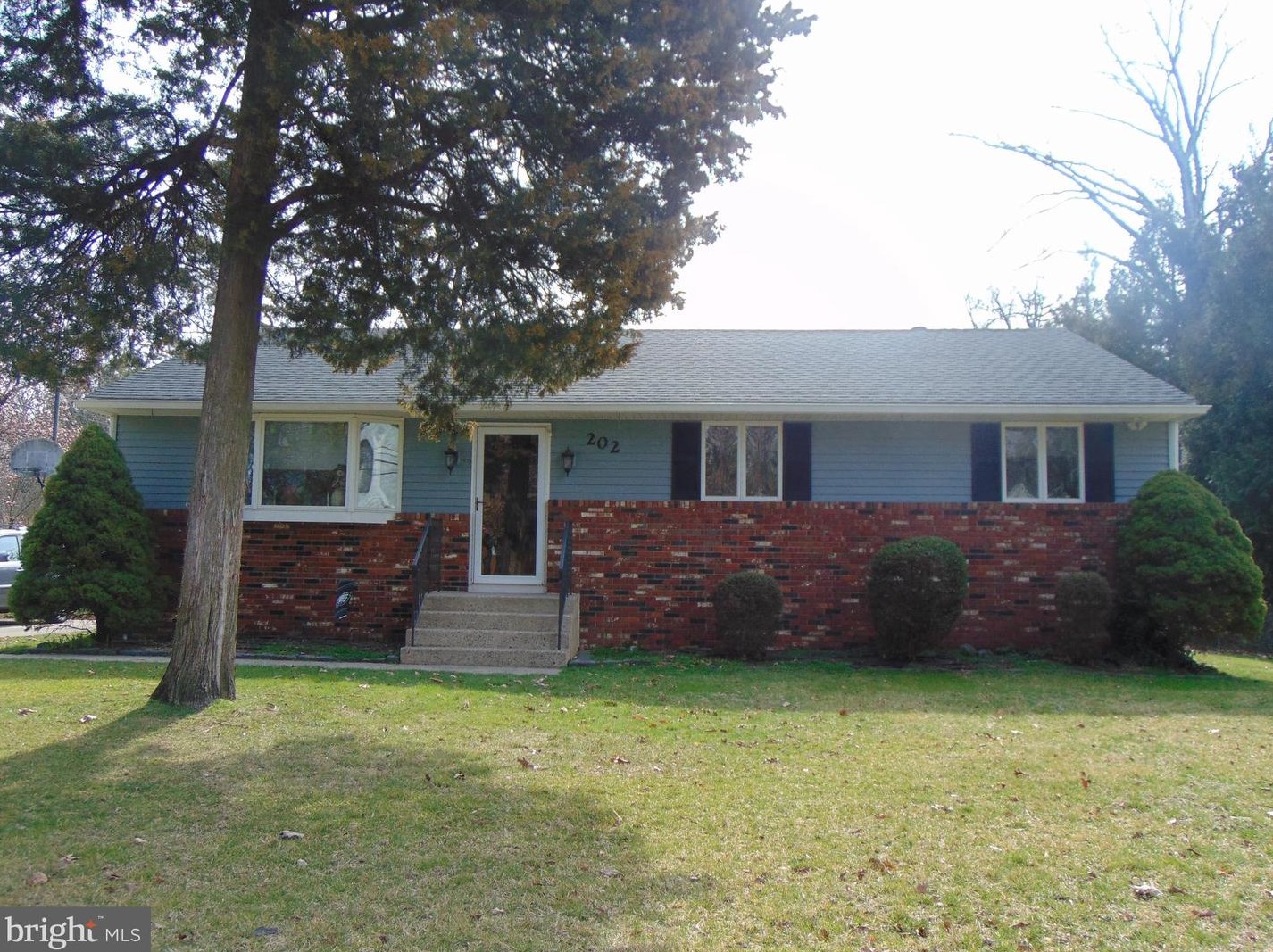 202 Chestnut Ave, Berlin Boro, NJ 08009