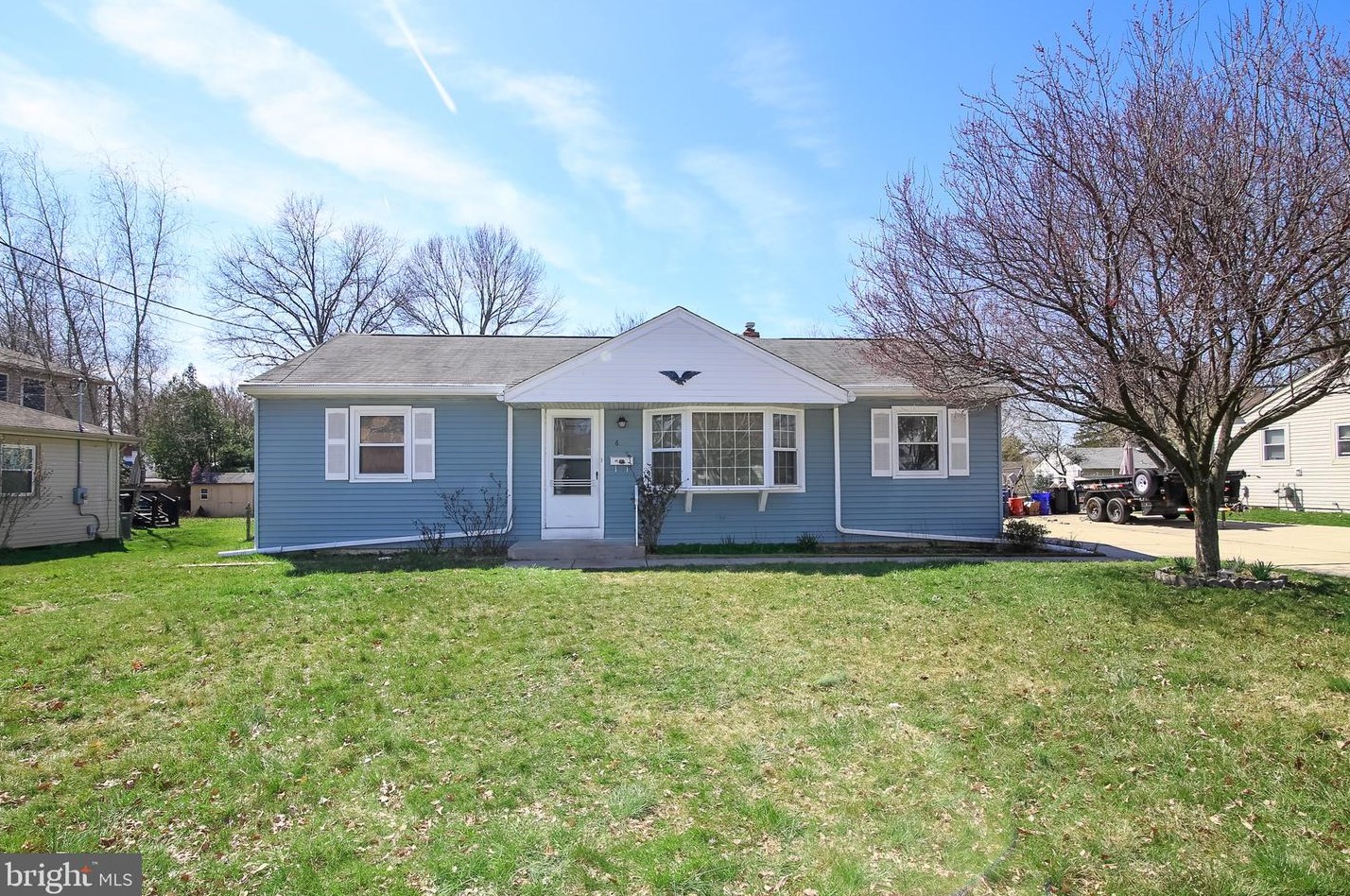 6 Drexel Ave, Stratford, NJ 08084