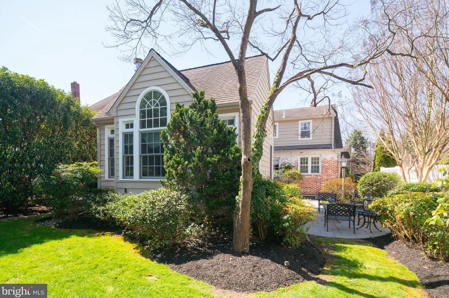 117 10th Ave, Haddon Heights, NJ 08035