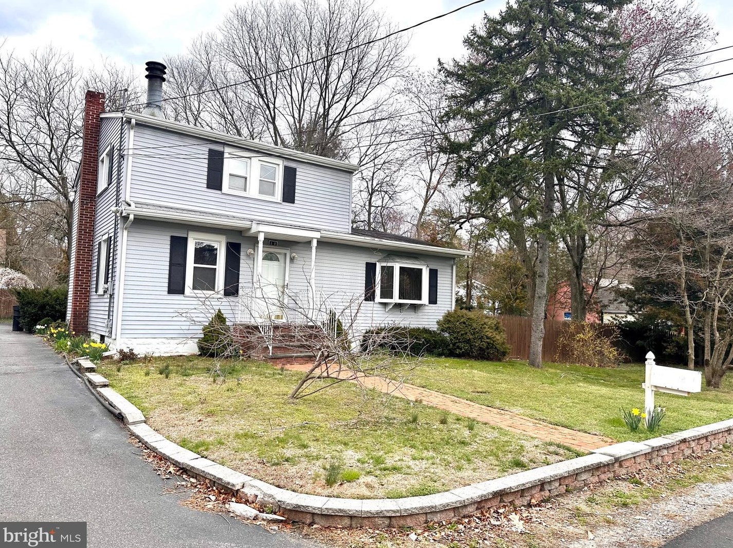 10 Mckee Rd, Gibbsboro, NJ 08026-1121