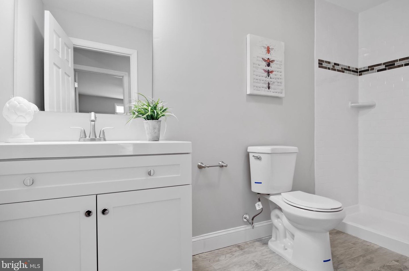 1034 Front St, Glendora NJ  08029-1026 exterior