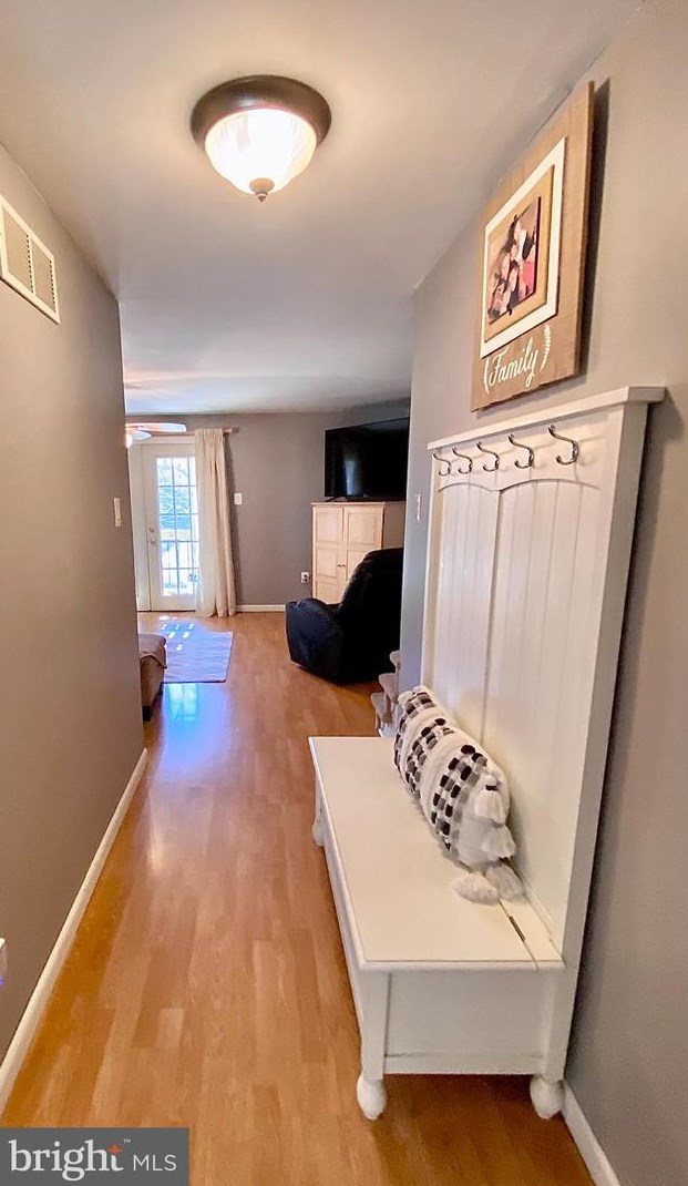 1444 Bittersweet Dr, Blenheim, NJ 08012