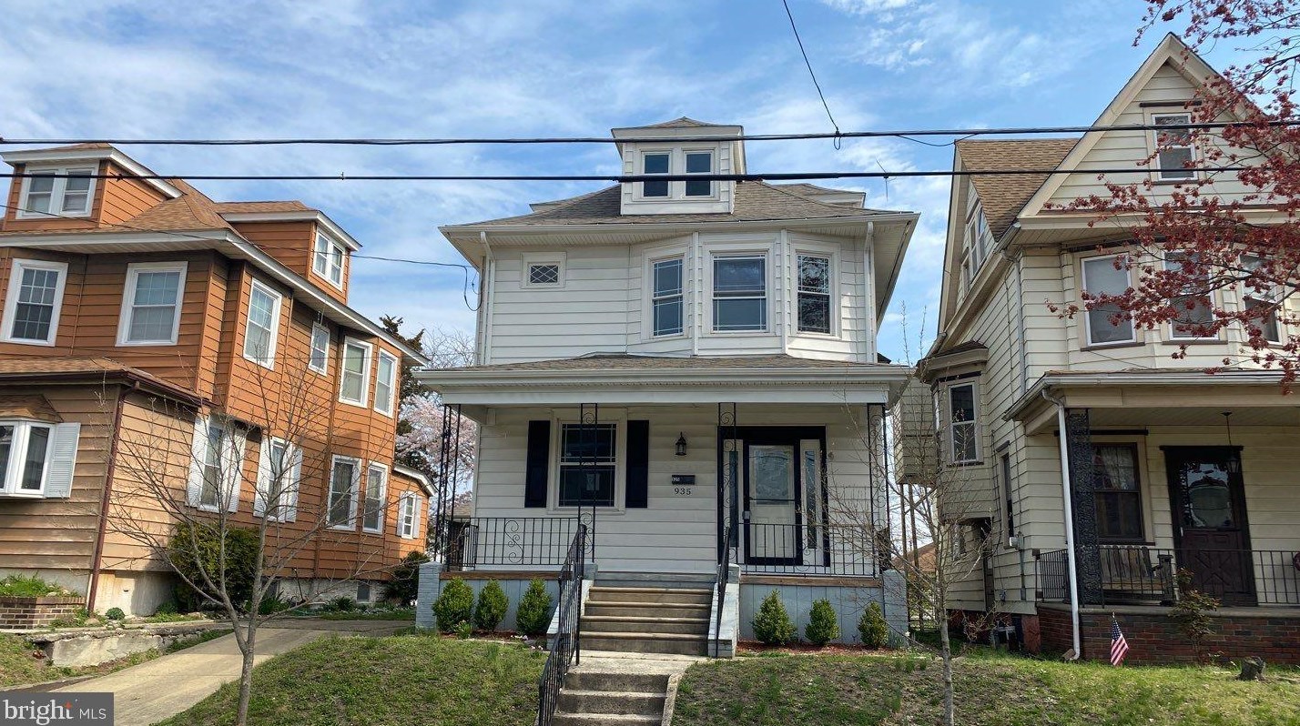 935 Monmouth St, Gloucester, NJ 08030