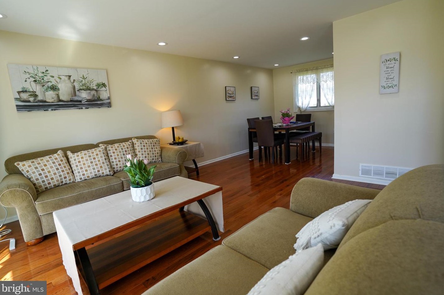 117 Meadowlark Rd, Stratford, NJ 08084