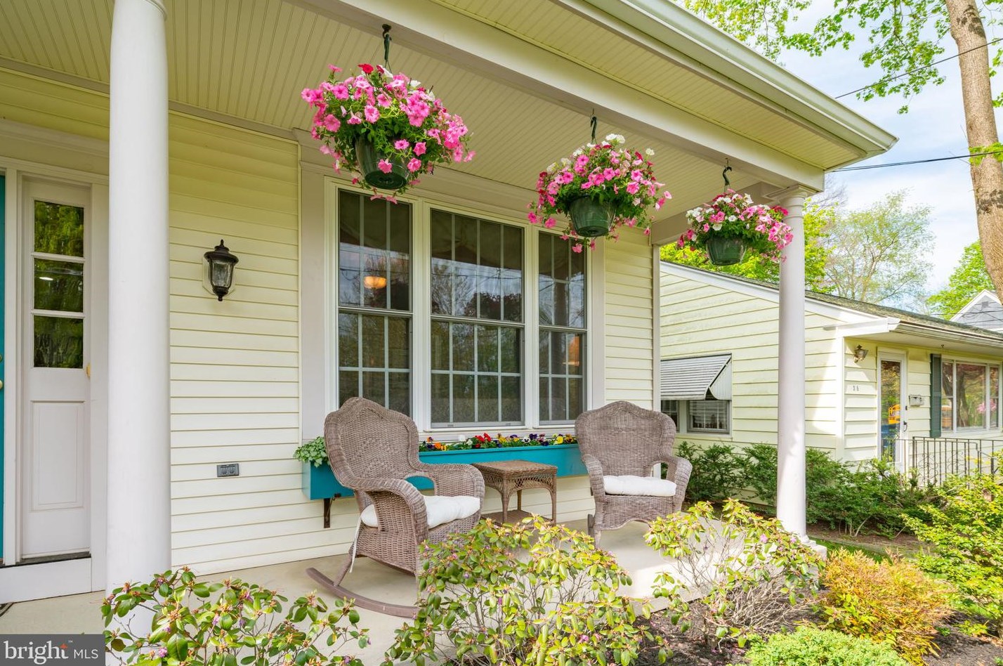 311 Reillywood Ave, Tavistock, NJ 08033