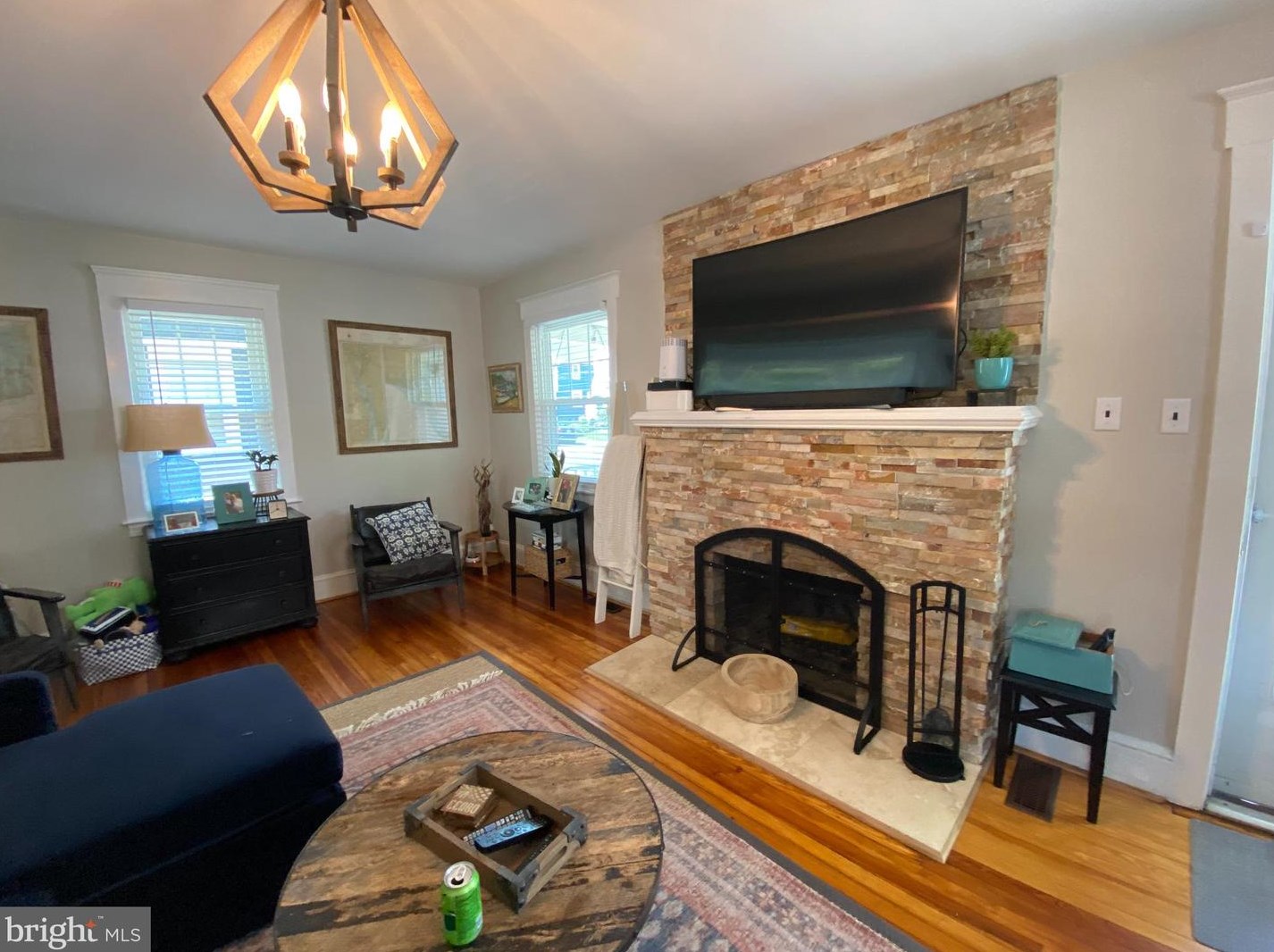 33 Evergreen Ln, Tavistock, NJ 08033