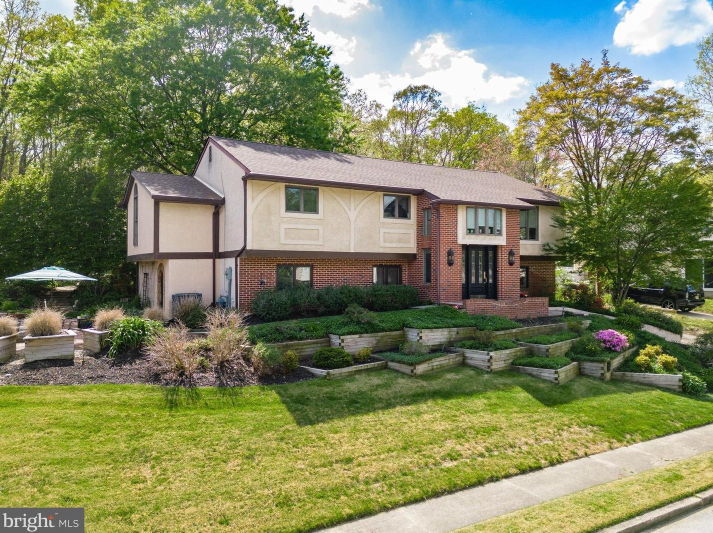 8 Loretta Blvd, Erial, NJ 08081