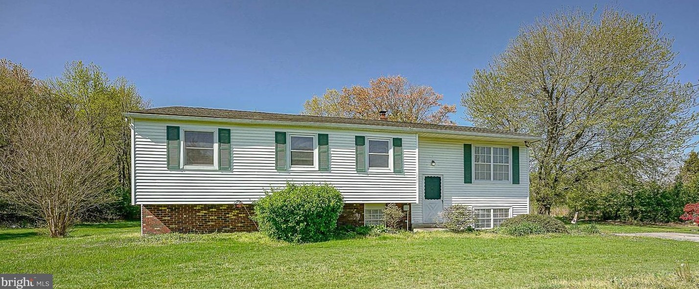 727 Watsontown Rd, Berlin Boro, NJ 08009