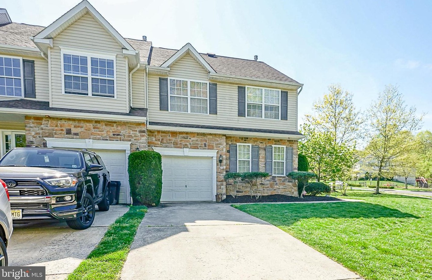 216 Hidden Dr, Blenheim, NJ 08012