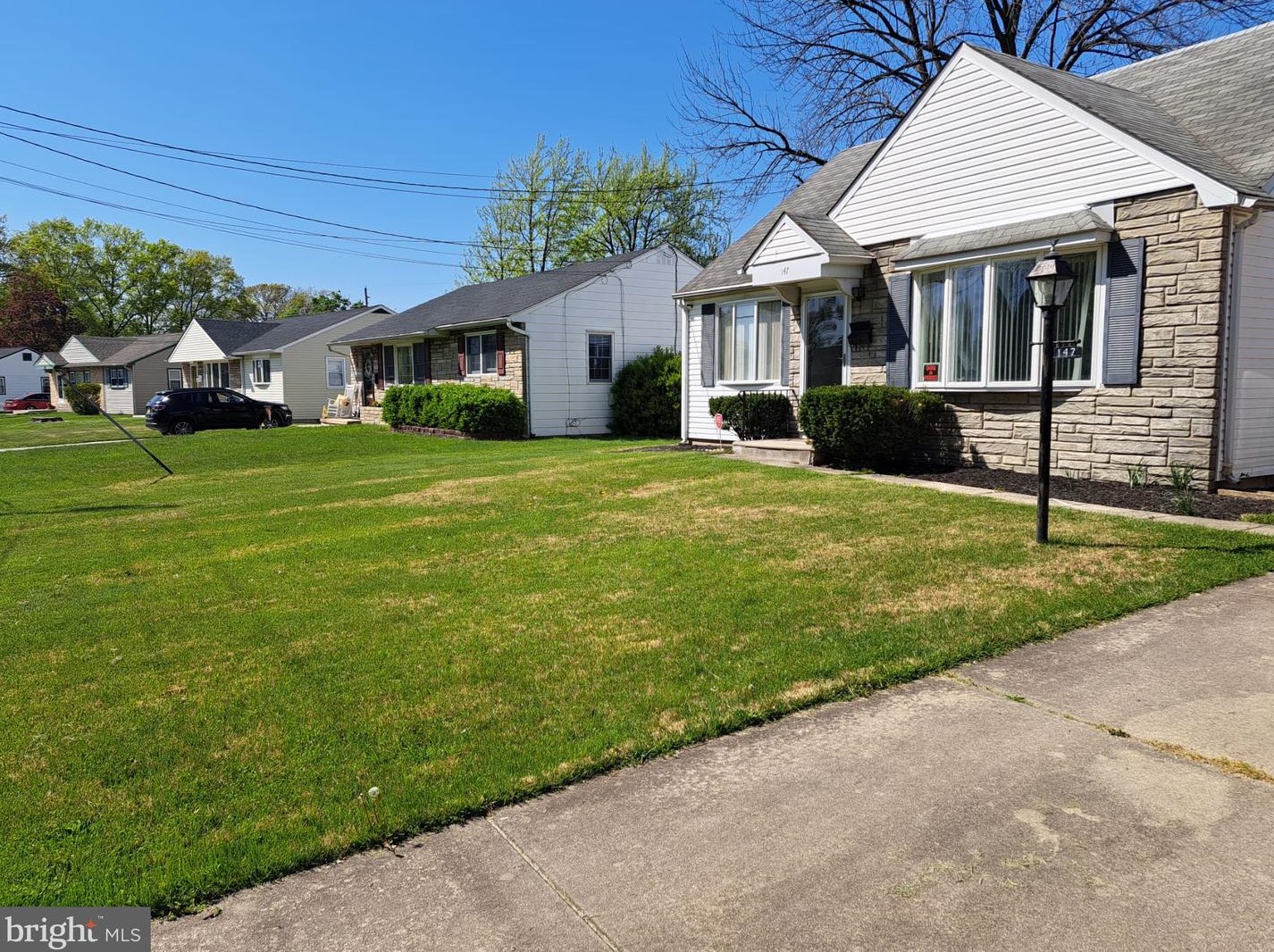 147 Russell Ave, Barrington, NJ 08007