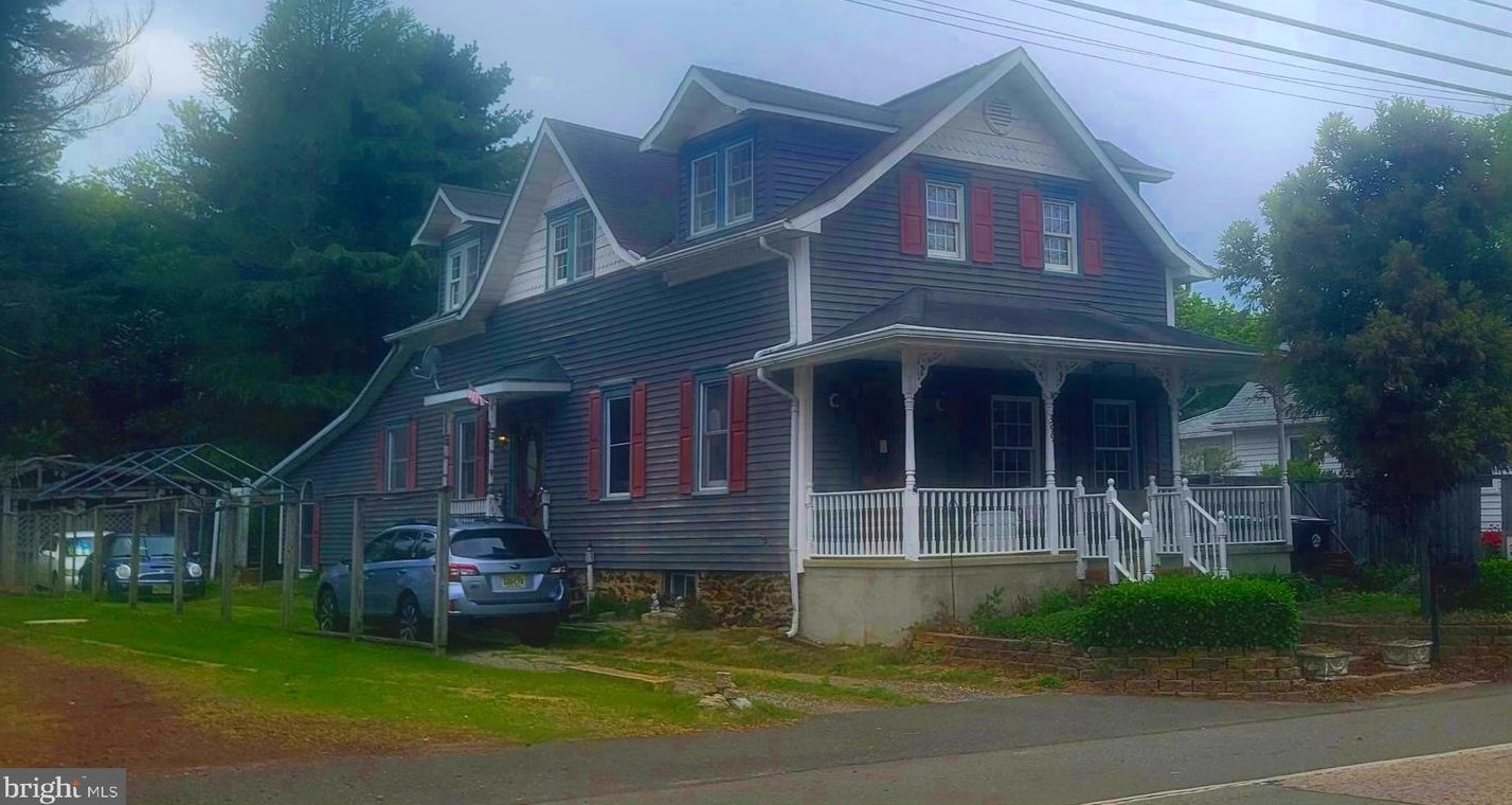 399 Tansboro Rd, Berlin Boro, NJ 08009