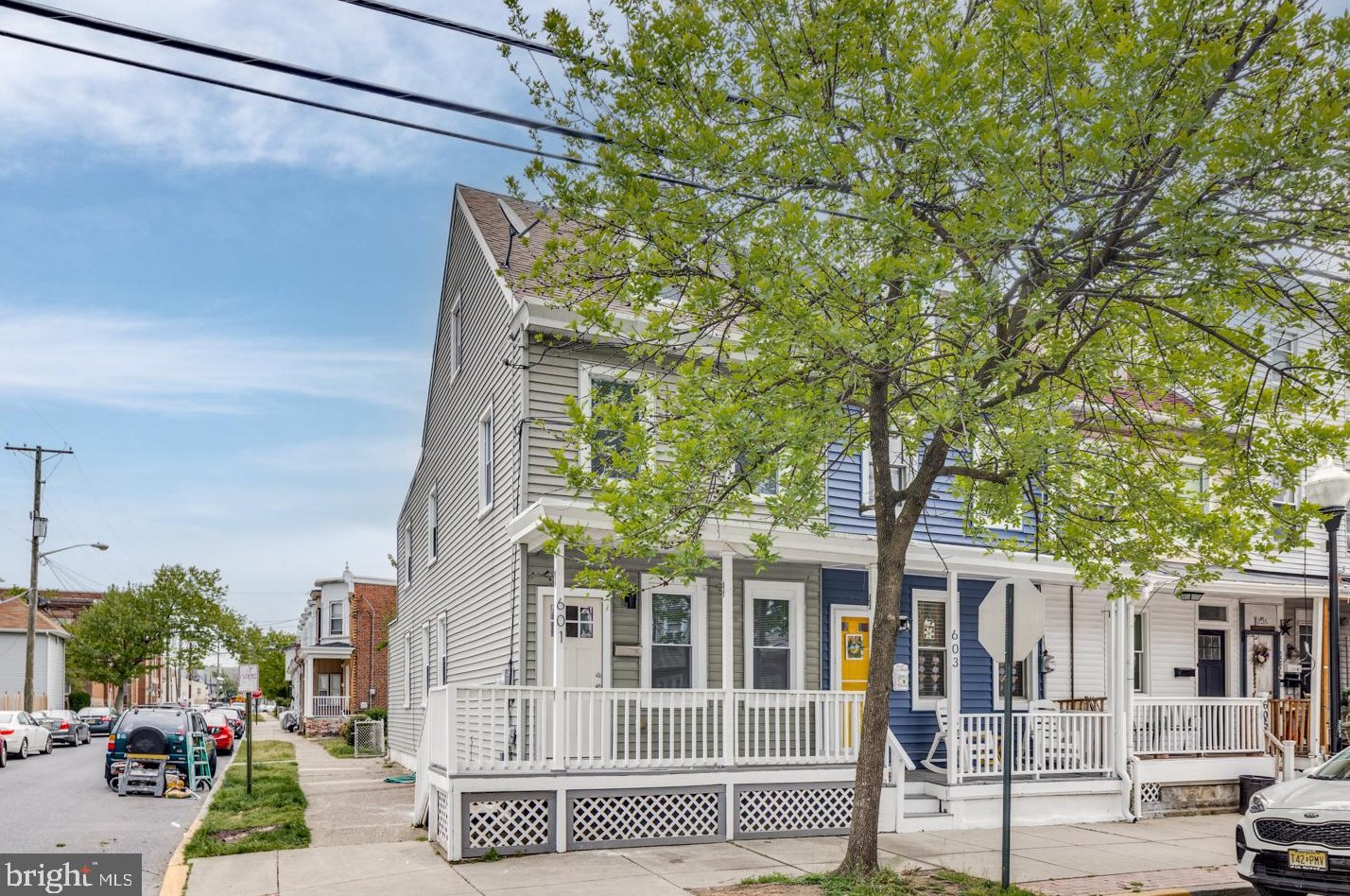 601 Market St, Gloucester, NJ 08030