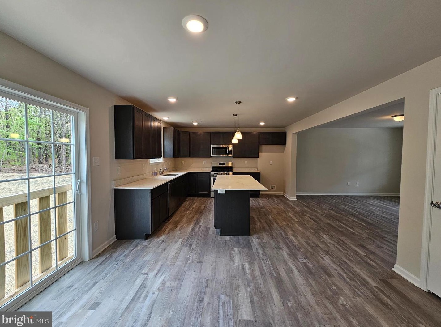 89 Primrose Ln, Blenheim, NJ 08012