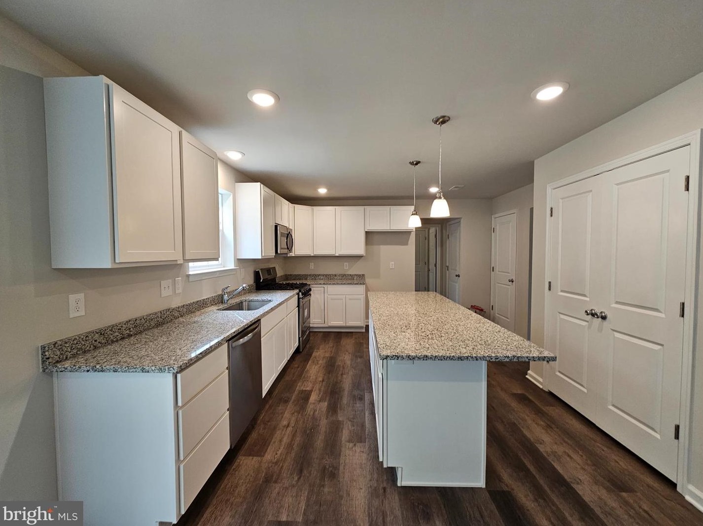 30 Primrose Ln, Blenheim, NJ 08012