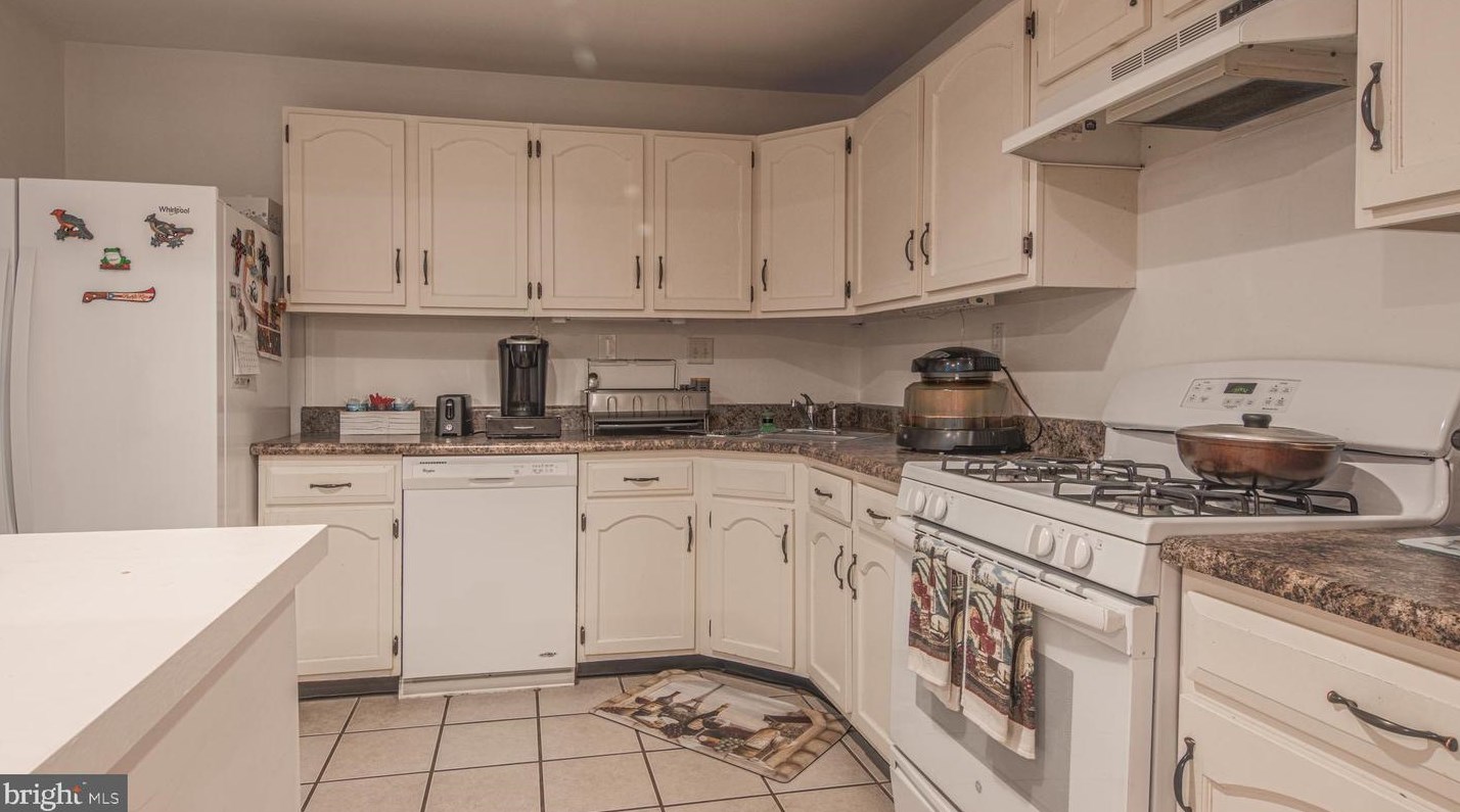 102 Mason Run, Pine Hill, NJ 08021