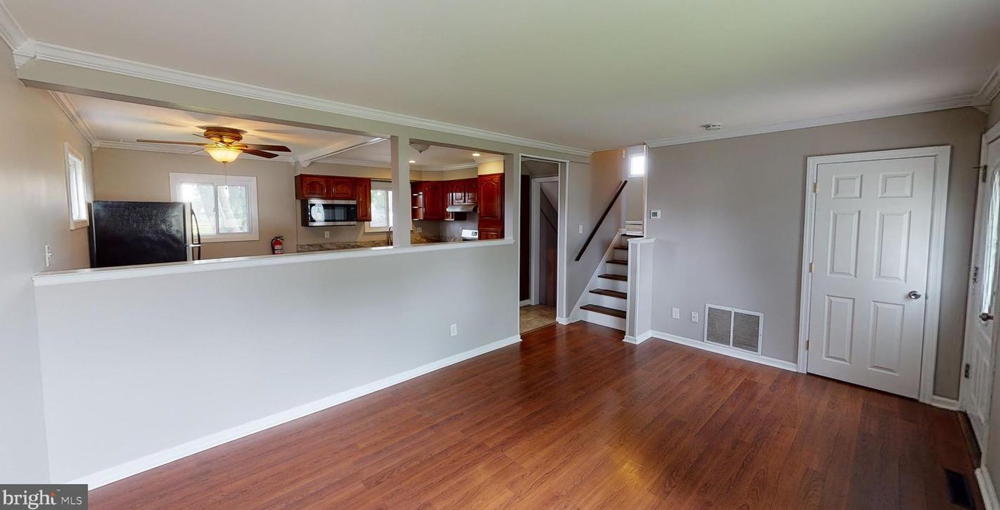 404 Jefferson Ct, Glendora, NJ 08029