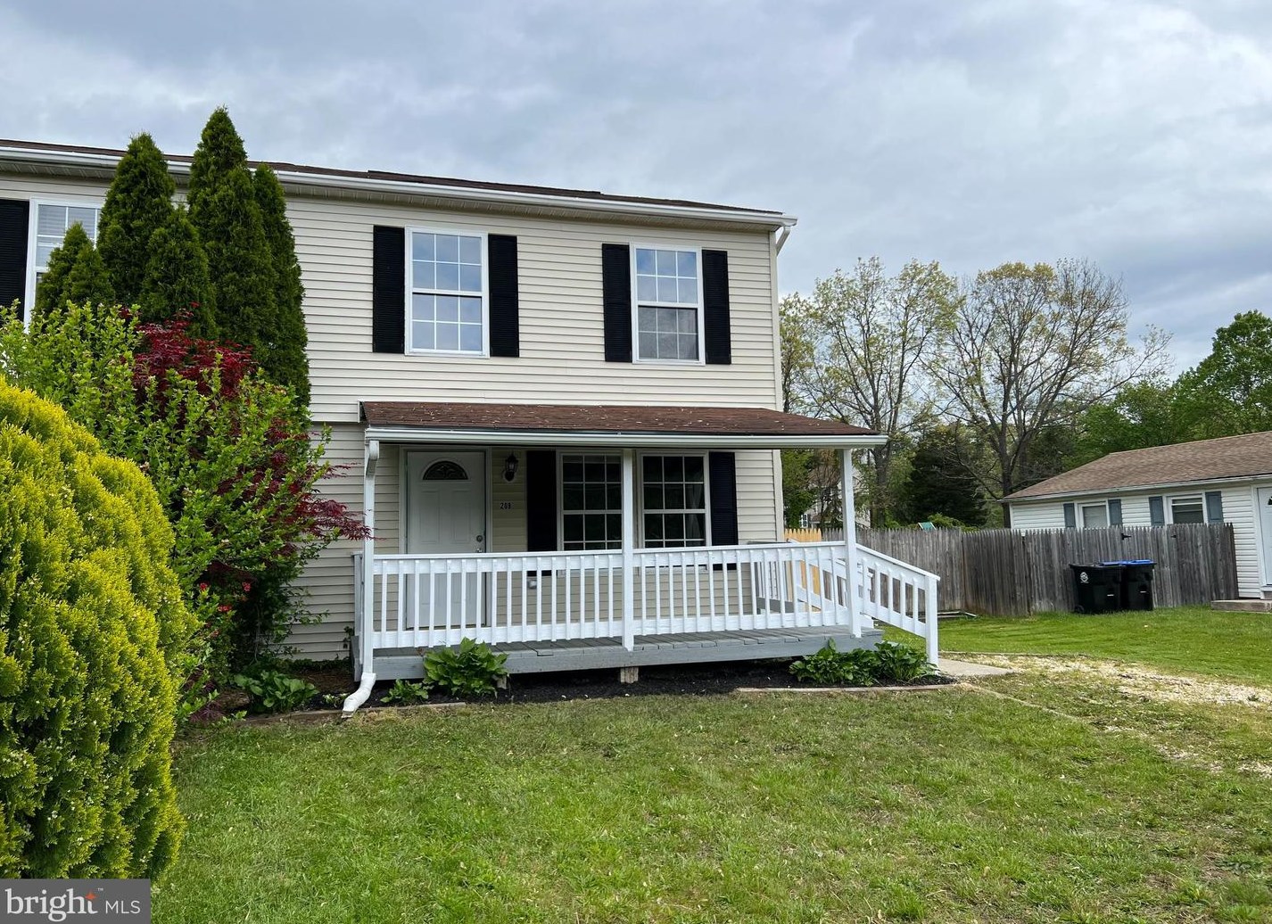209 Gibbons Ct, Waterford Township NJ  08004-2448 exterior