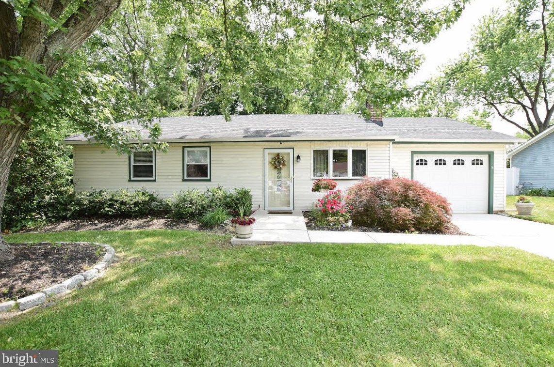 3414 High St, Blenheim, NJ 08012