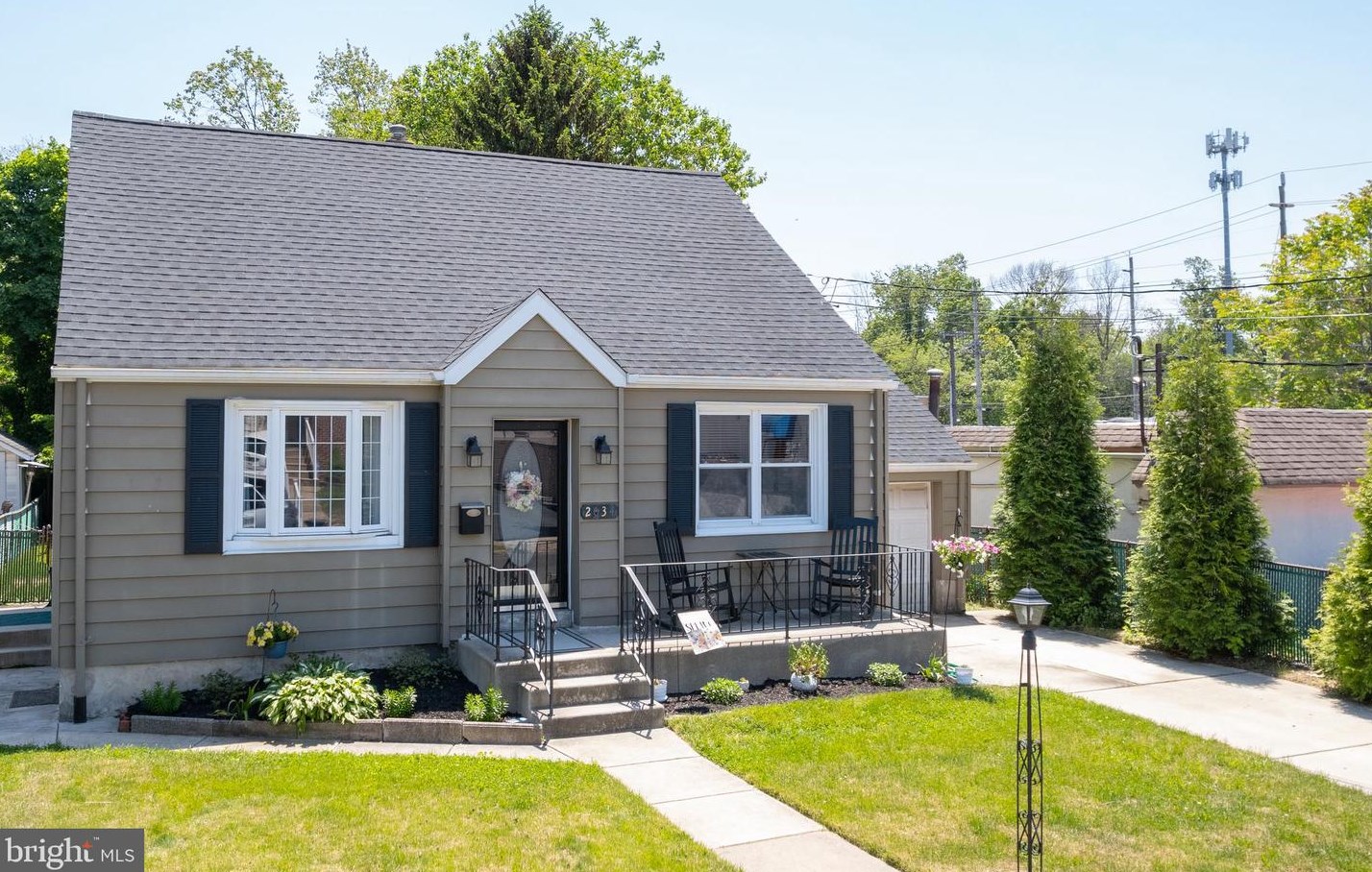 2034 W High St, Haddon Heights, NJ 08035