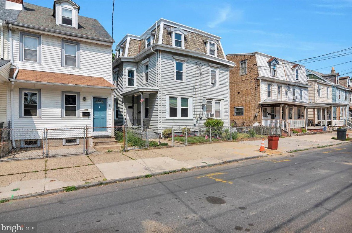 321 Hudson St, Gloucester, NJ 08030