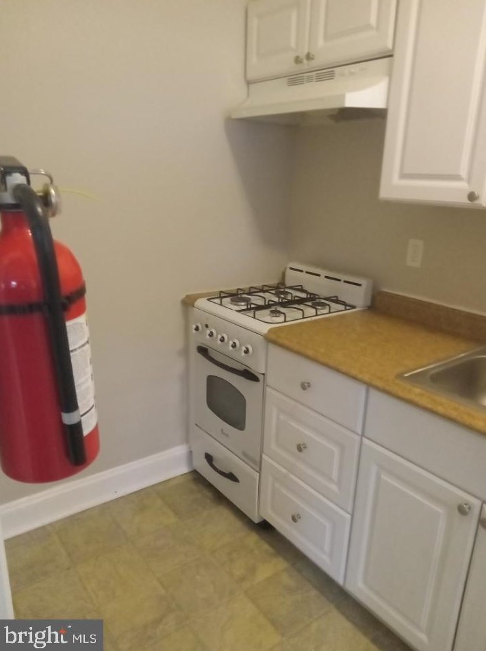 125 E Bettlewood Ave Apt 3, Camden, NJ 08107