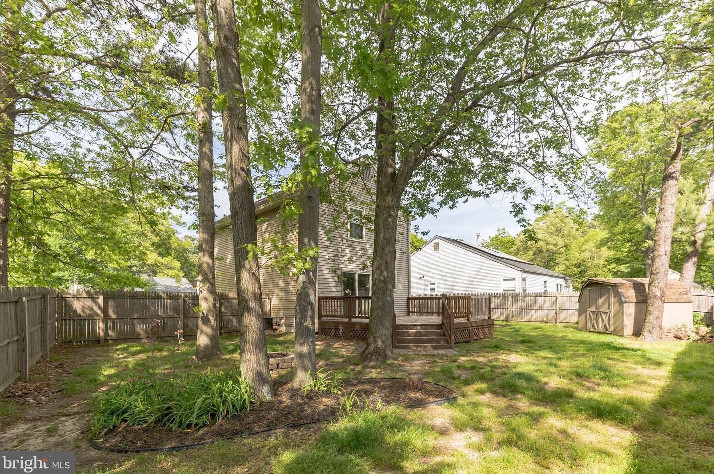 2 Hunter Ct, Waterford Township NJ  08004-2921 exterior