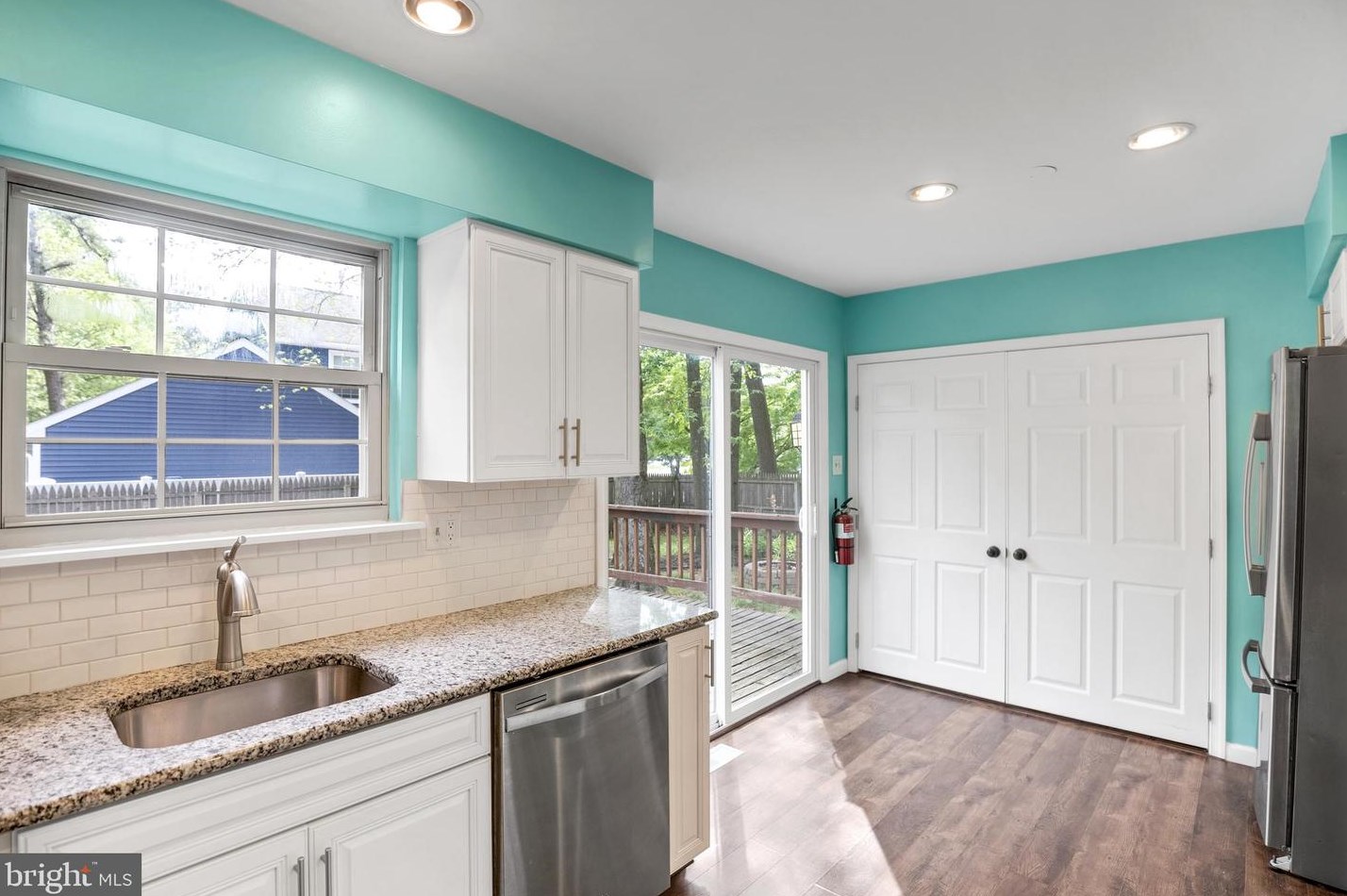 2 Hunter Ct, Waterford Township NJ  08004-2921 exterior