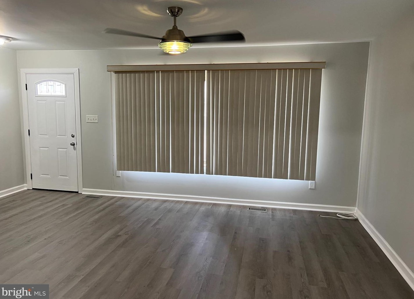 17 Lerner Ct, Erial, NJ 08081-1925