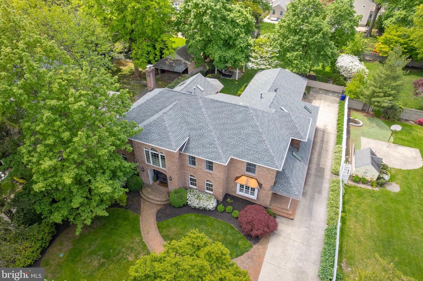 410 Warwick Rd, Tavistock, NJ 08033