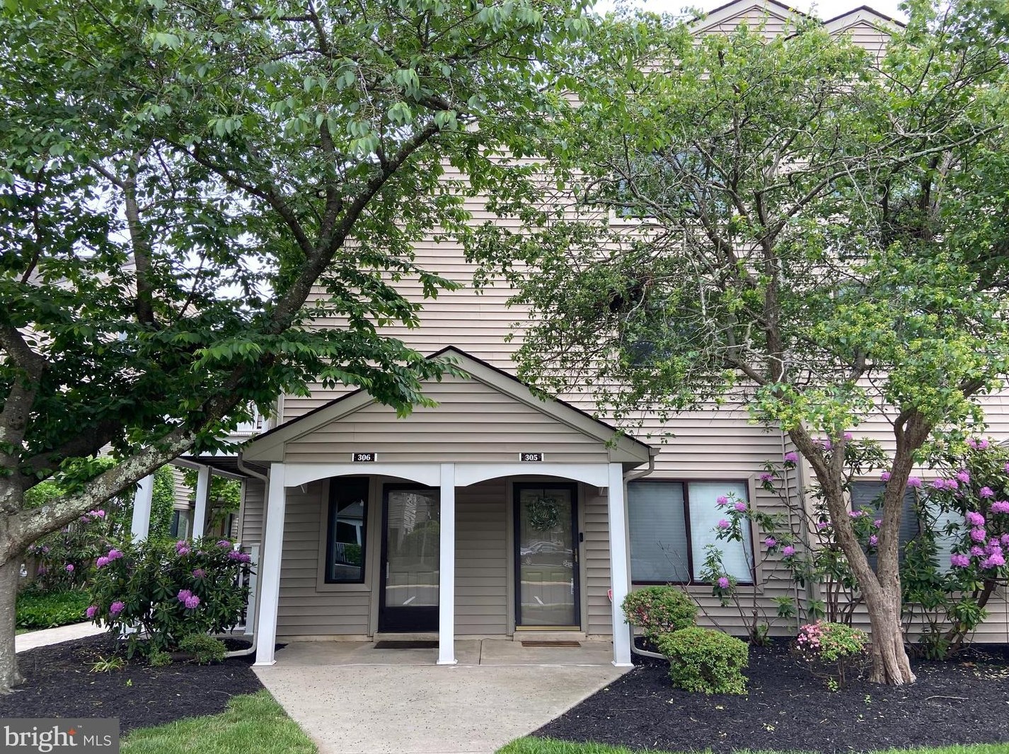 306 Gregorys Way, Franklin Township, NJ 08043