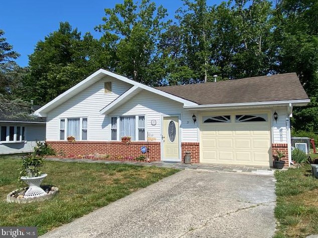 21 Poplar Ave, Elm, NJ 08037