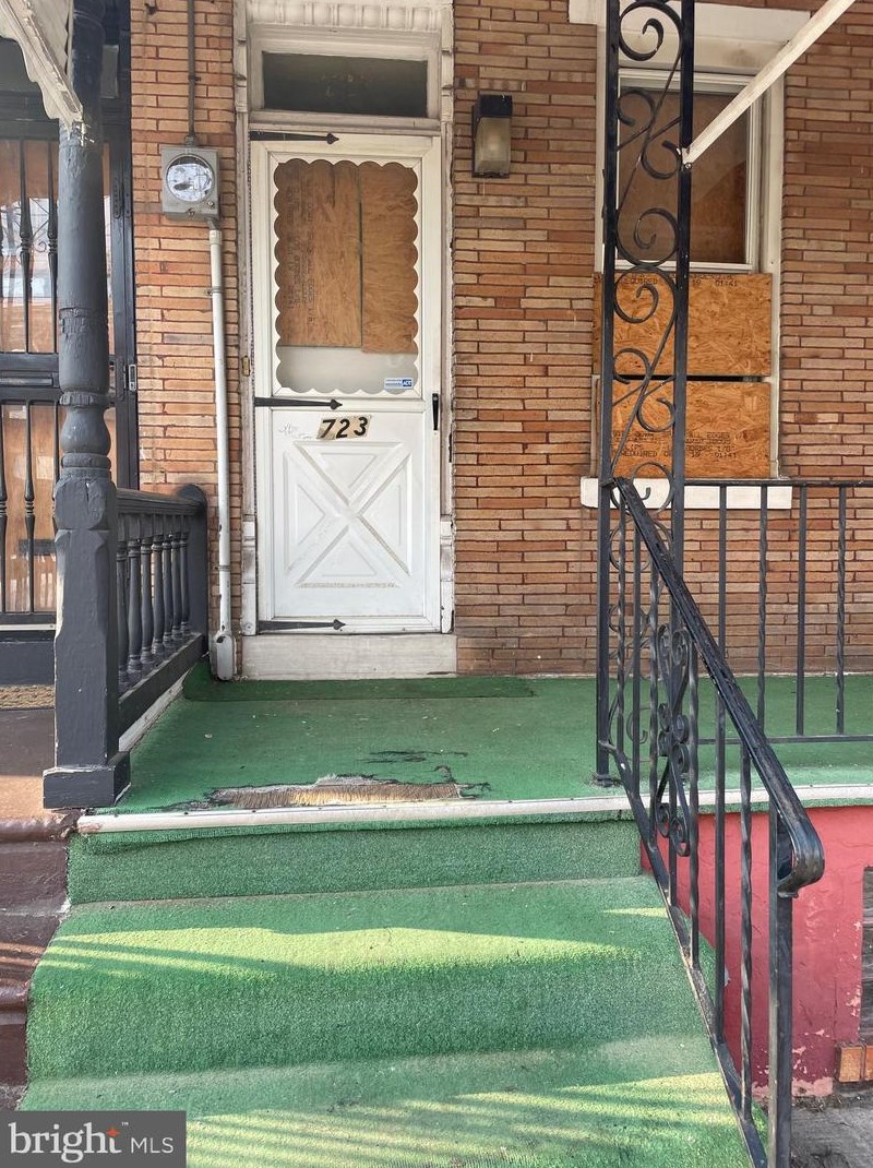 723 Spruce St, Camden, NJ 08103