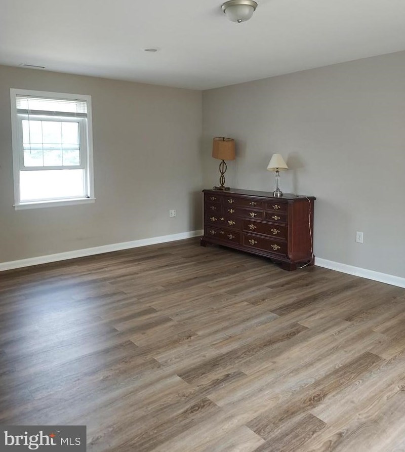 9 Kerhart Ave, Berlin Boro, NJ 08009