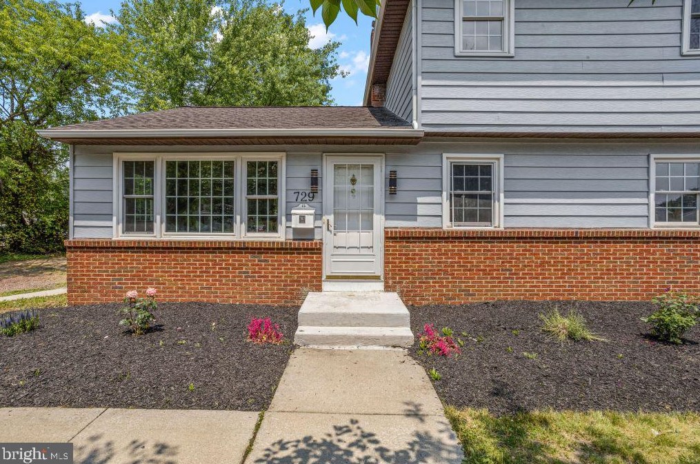 729 Harrison Ave, Magnolia, NJ 08049