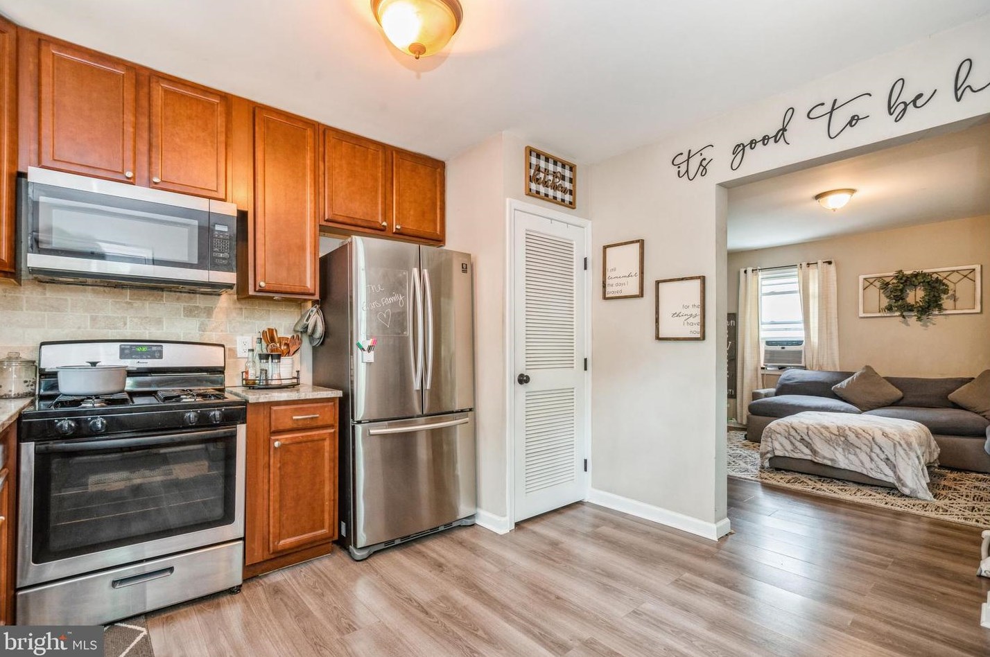 47 E 8th Ave, Pine Hill, NJ 08021