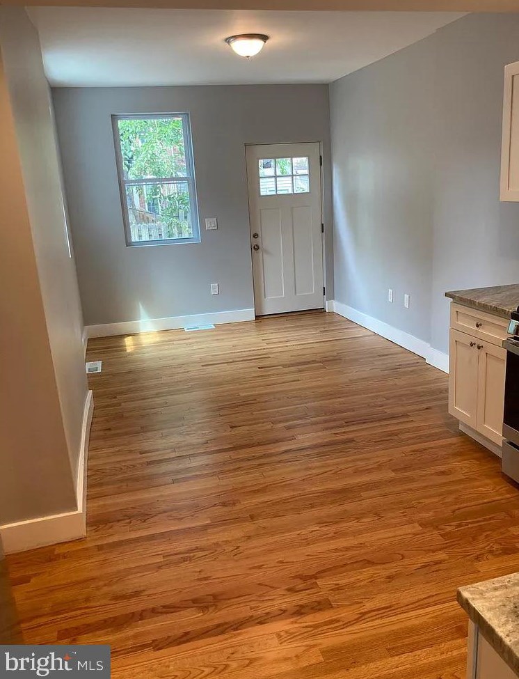 409 S 7th St, Camden, NJ 08102