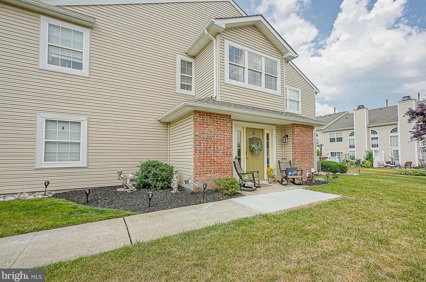 2306 Doral Dr, Blenheim, NJ 08012